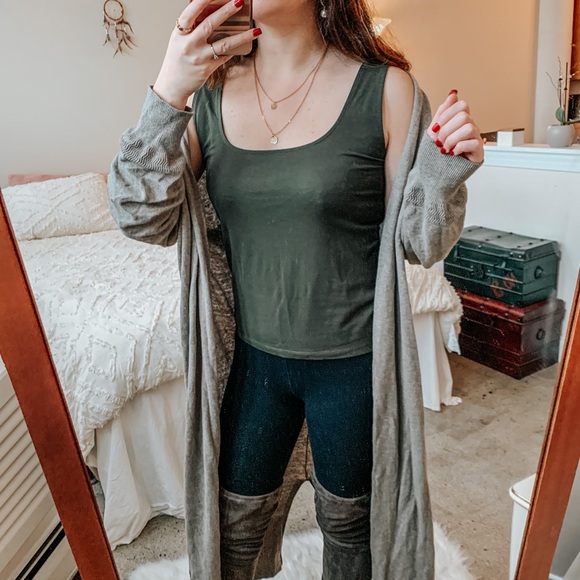 💐 2 for $20! 💐 Loft NWT tank top - Picture 2 of 8